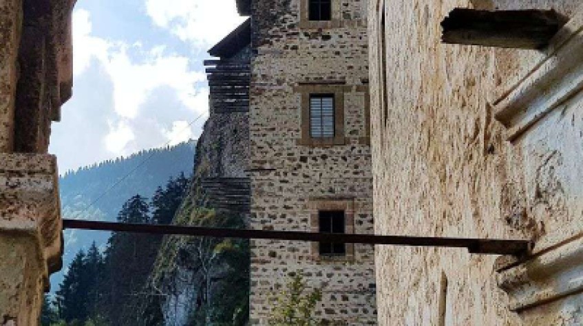 Sumela Monastery, Hamsiköy Village, and Karaca Cave Tour photo 5