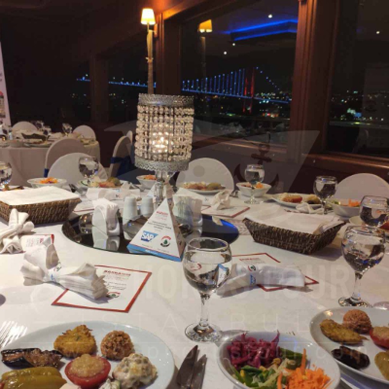 Istanbul Bosphorus Dinner Cruise / Limited Local Drinks (Alcohol and Soft Drinks) photo 10
