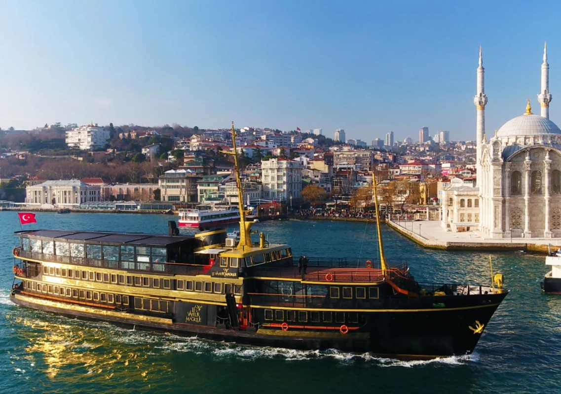 Breakfast on the Bosphorus: Le Vapeur Magique Luxury Morning