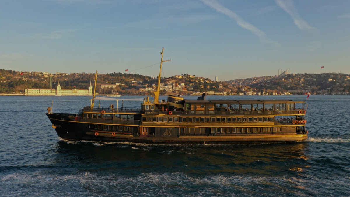 Breakfast on the Bosphorus: Le Vapeur Magique Luxury Morning photo 9