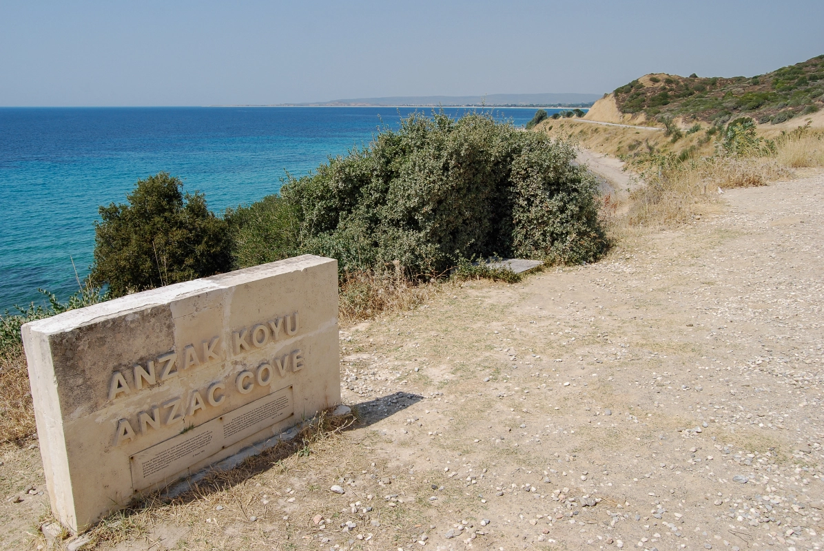 Daily Gallipoli & Troy Tour from Istanbul – Explore Ancient History & WWI Battlefields