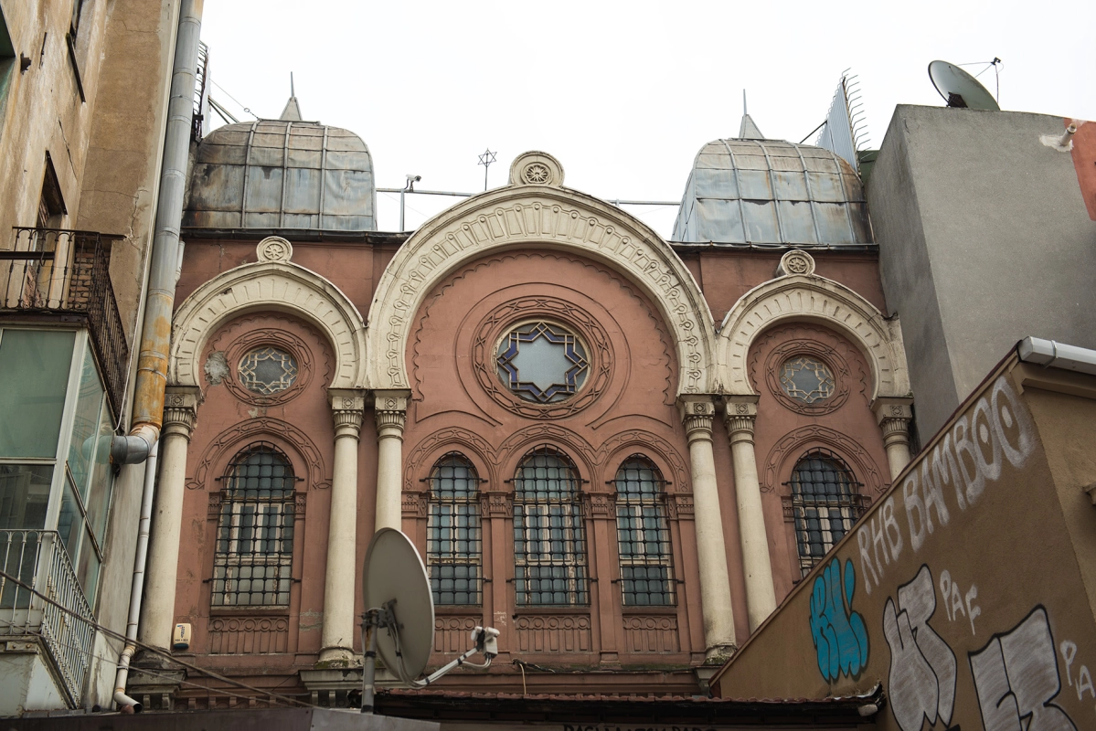 Daily Jewish Heritage Tour in Istanbul | Synagogues & Historic Sites