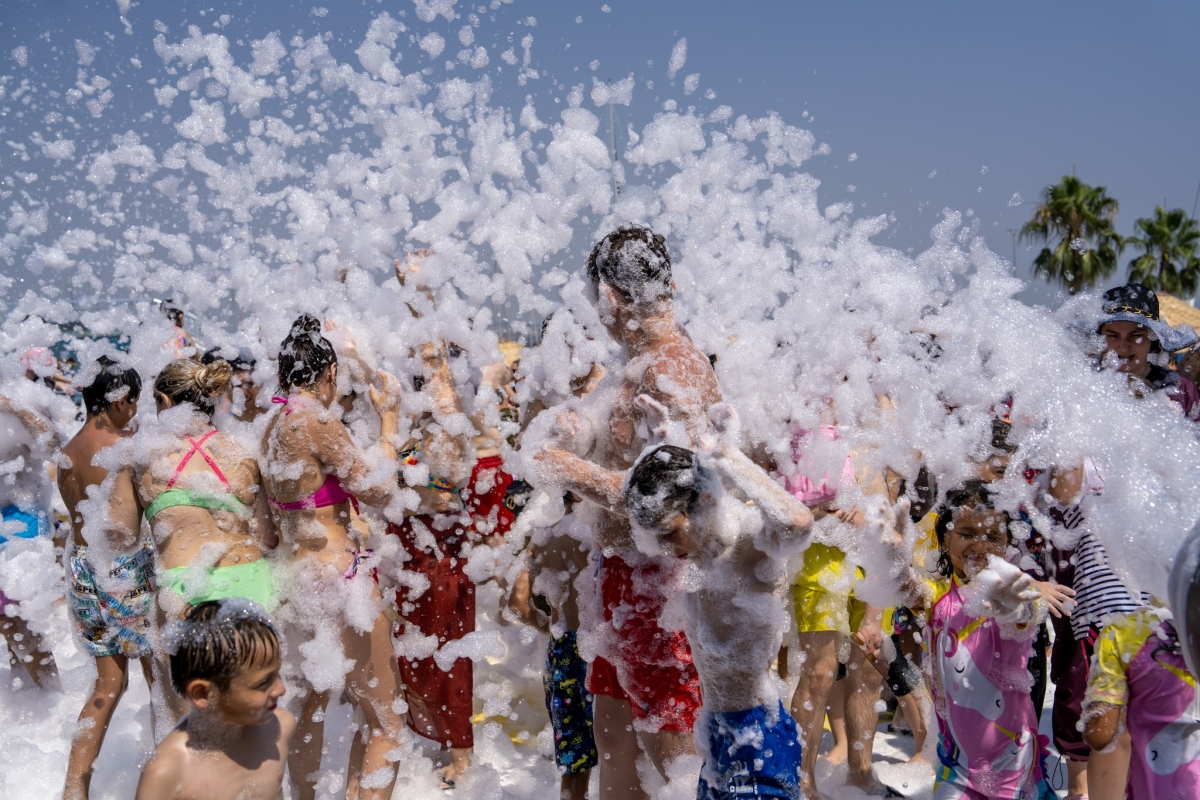 Daily Aquapark Tour Istanbul – Turkey’s Largest Waterpark Adventure photo 2