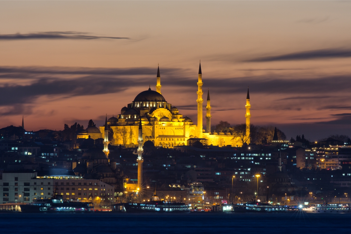 Panorama of Night Tour in Istanbul – Explore Galata Tower, Taksim & Sultanahmet at Night photo 8