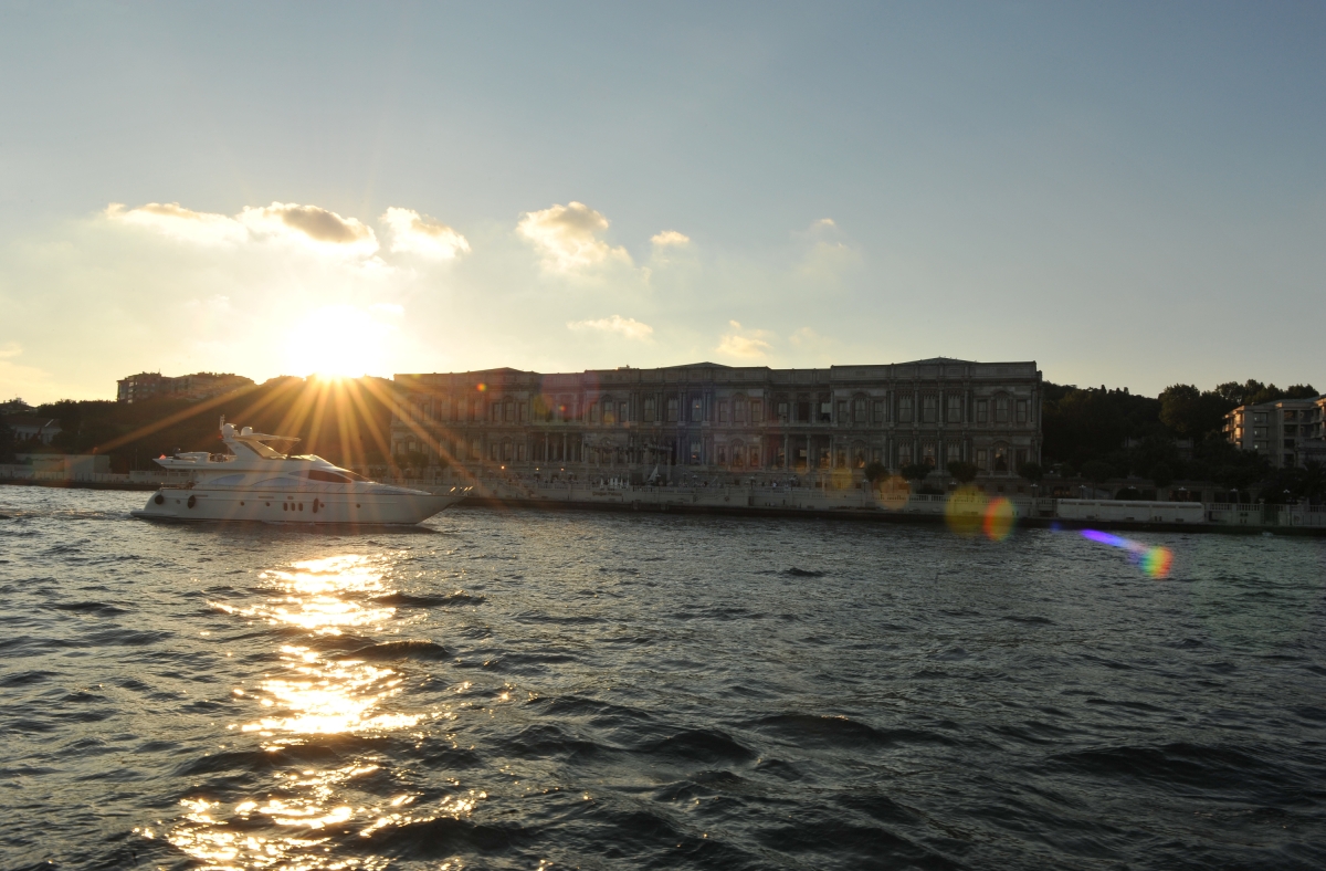 Bosphorus Dinner Cruise On a Private Yacht Tour 3 Hours photo 8