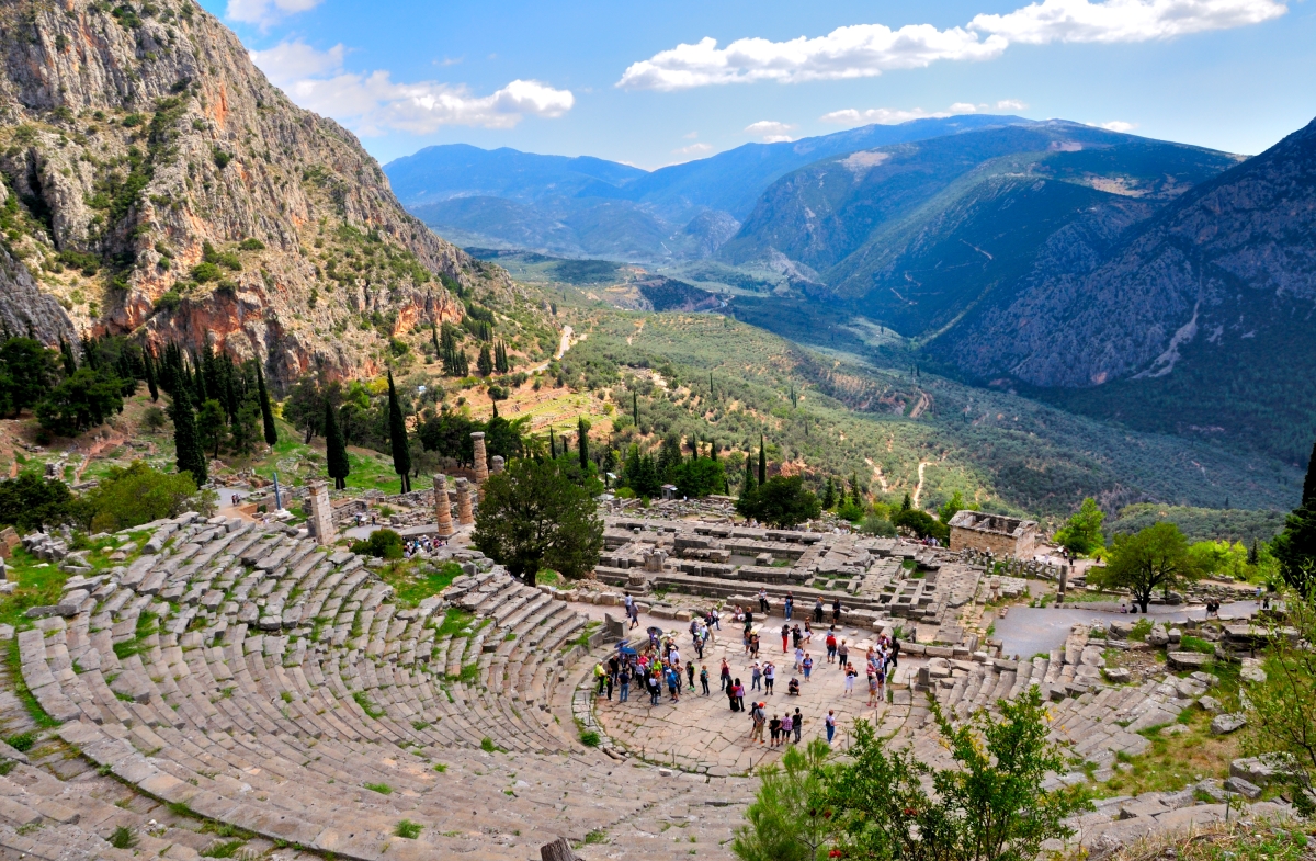 8 Day Turkey & Greece Escape: Istanbul, Athens, Delphi & Saronic Islands photo 3