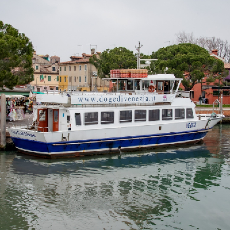 Venice: Murano And Burano Boat Tour With Glass Factory Visit - Afternoon Tour From San Marco photo 9