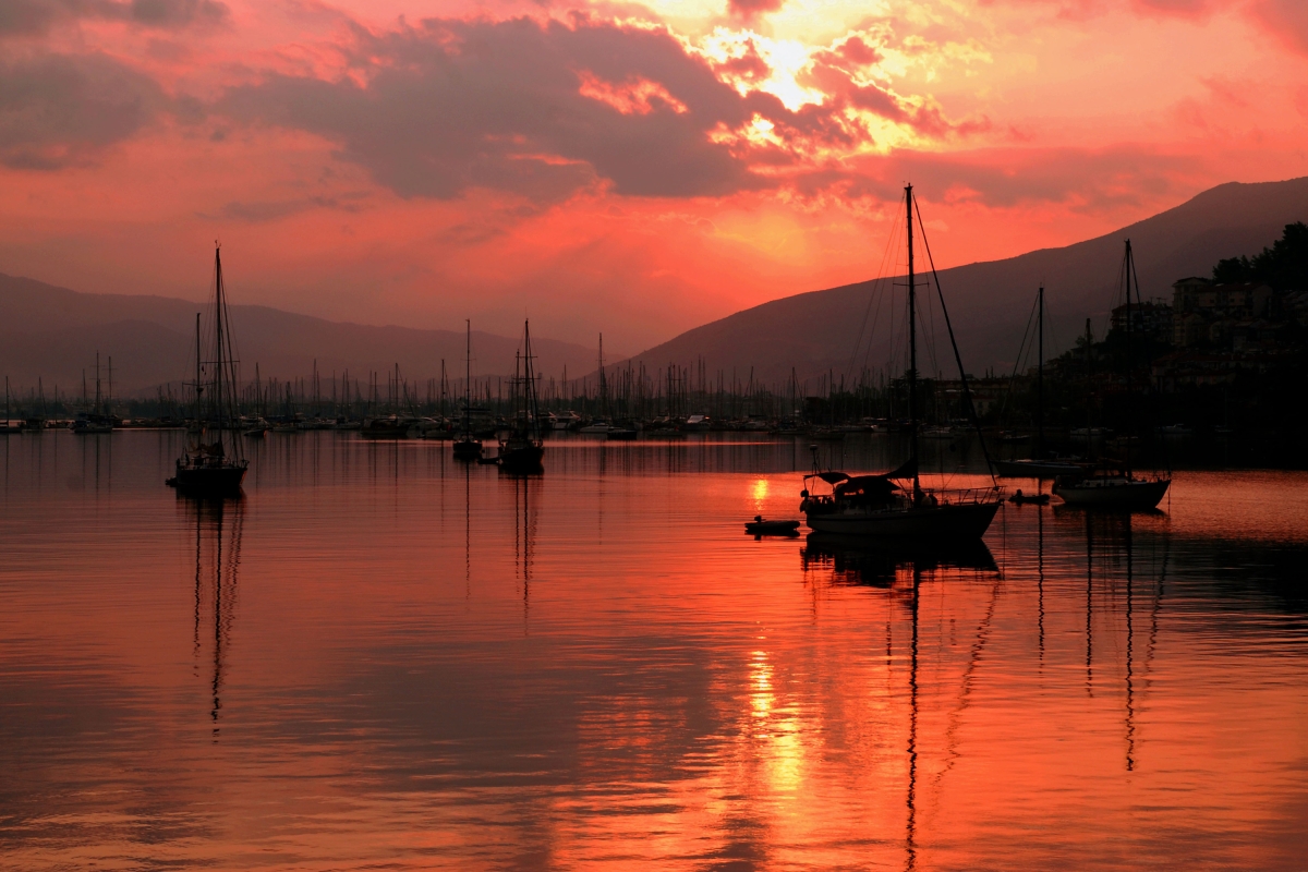 Romantic Sunset & Moonlight Dinner Cruise in Fethiye – St. Nicholas Island Evening Tour photo 6