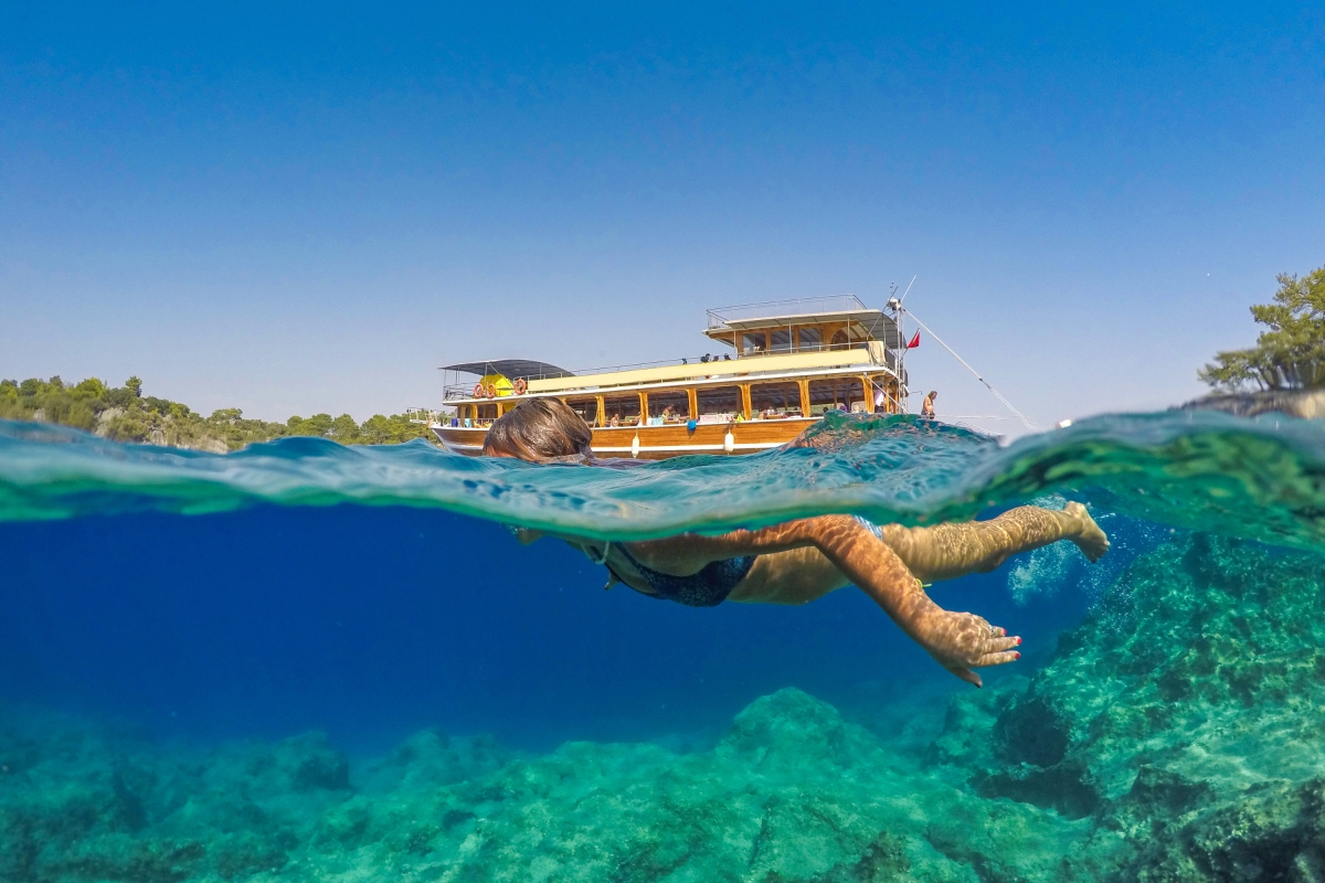 Daily Kusadasi Boat Cruise from Izmir | Relaxing Bays & Swimming Tour with Lunch photo 2