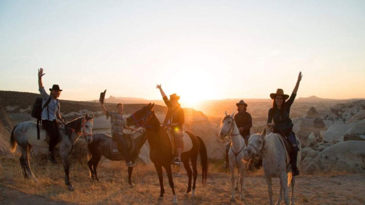 Cappadocia Horseback Riding with Sunrise Or Sunset Option photo 3