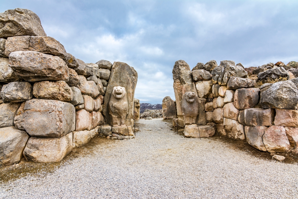 Anatolia 8 Days Istanbul Cappadoia Hattusa Zile Castle Tokat Trip photo 2