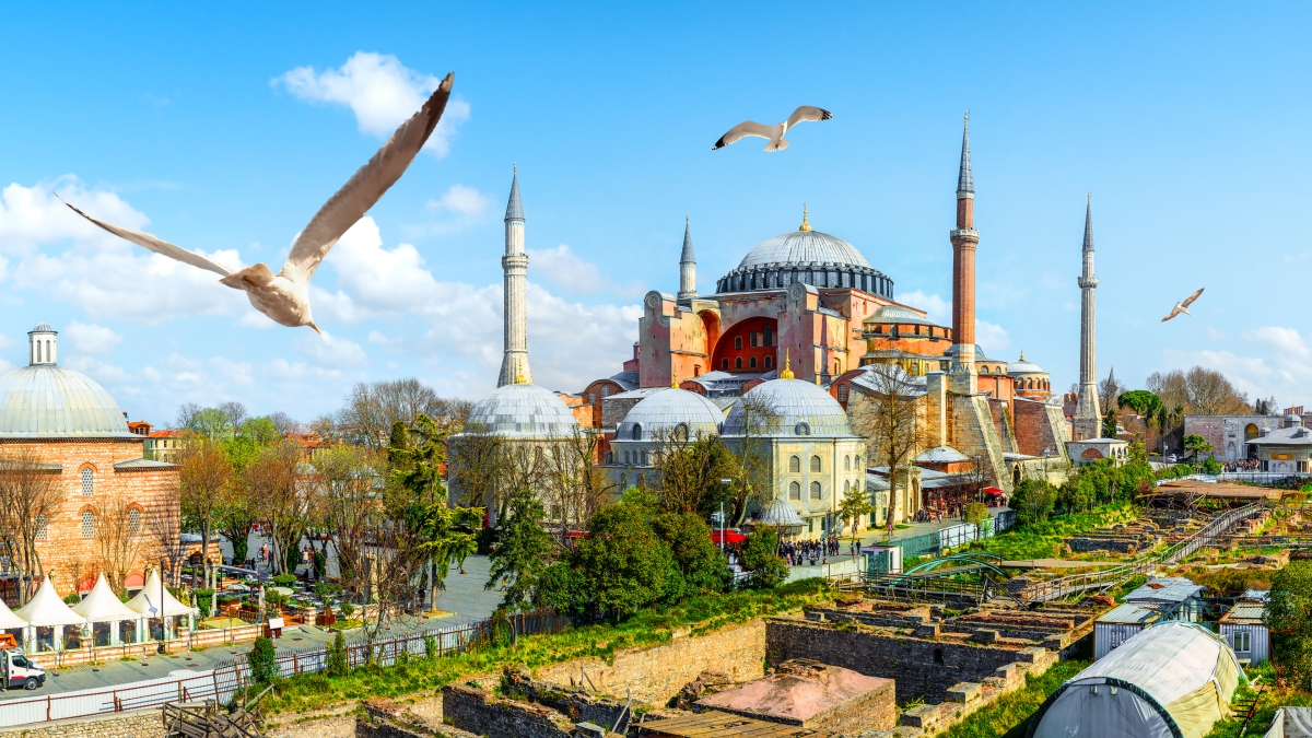Luxury 12-Day Turkey Itinerary: Istanbul, Kusadasi, Bodrum & Fethiye photo 2