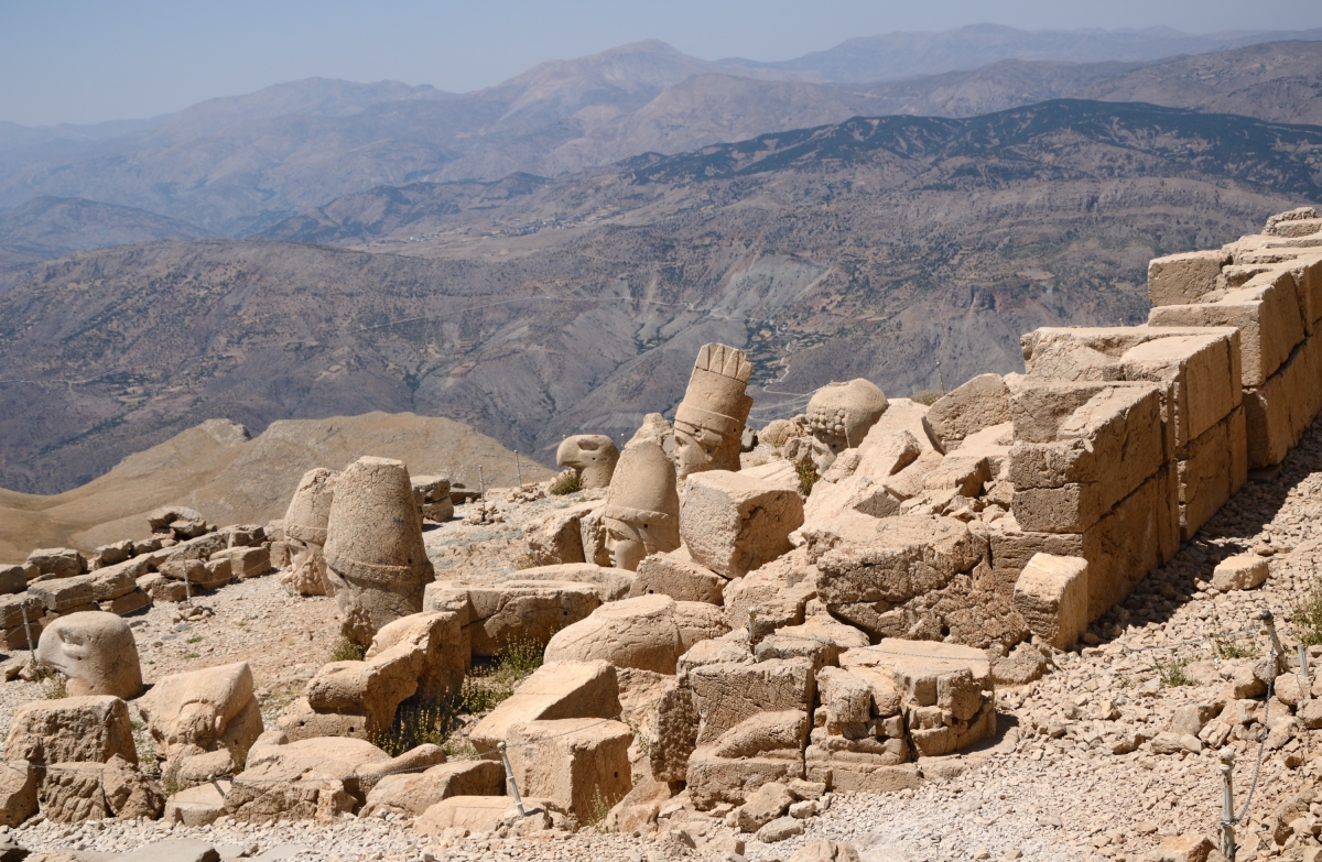 2 Days Mount Nemrut Package Tour photo 5