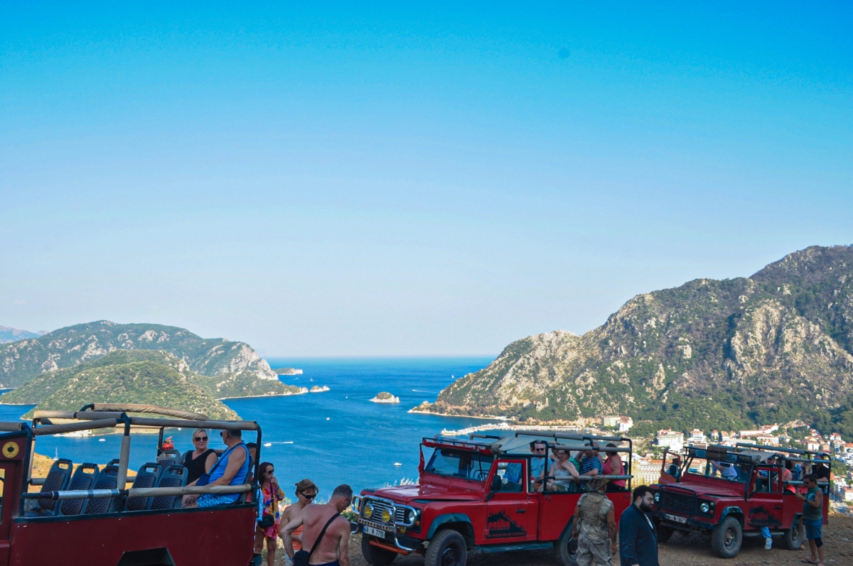 Sunset and Beach Party, Swim with Barbeque Dinner (4x4 Jeep) from Marmaris photo 7