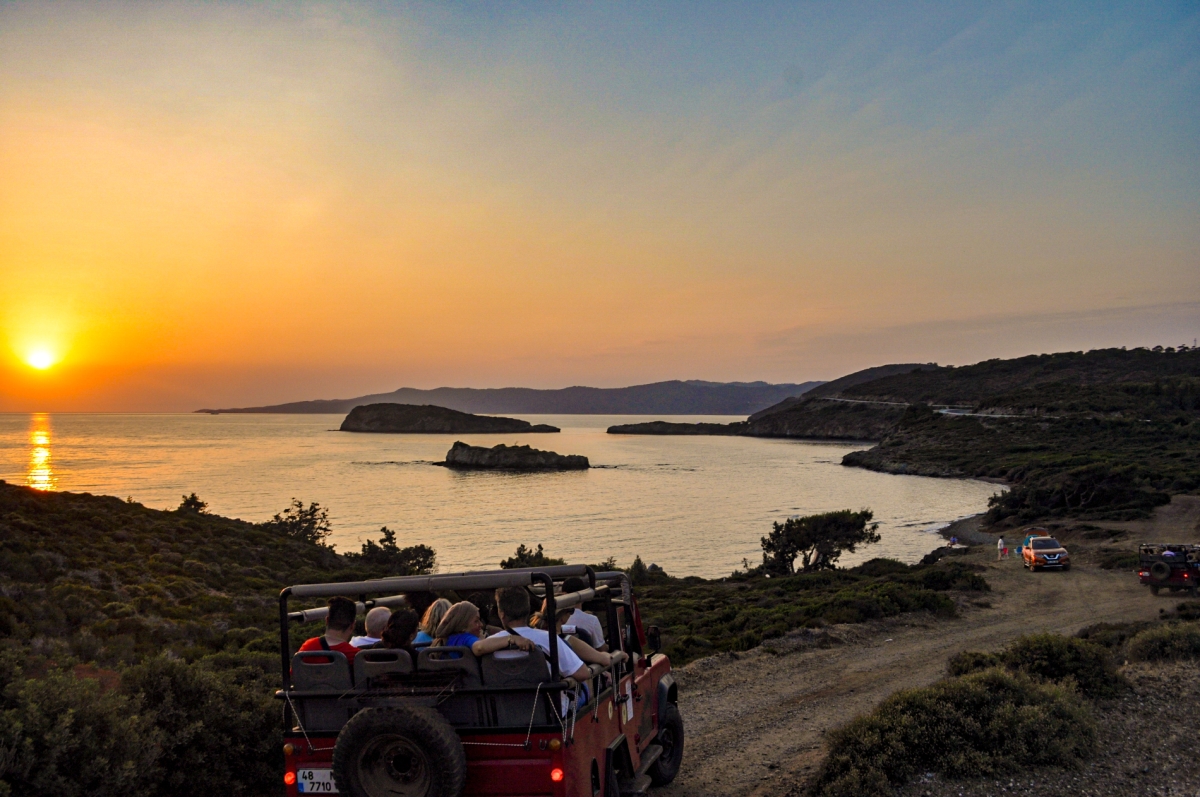 Sunset and Beach Party, Swim with Barbeque Dinner (4x4 Jeep) from Marmaris photo 9
