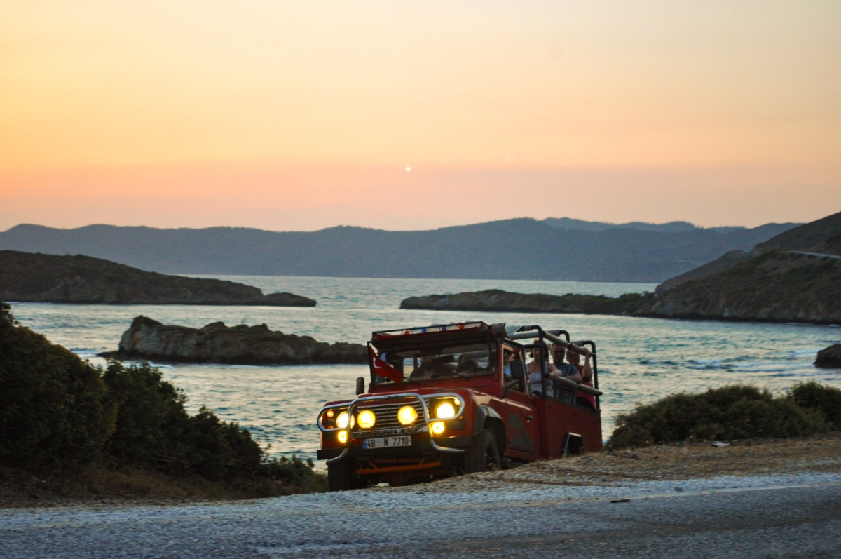 Sunset and Beach Party, Swim with Barbeque Dinner (4x4 Jeep) from Marmaris photo 10