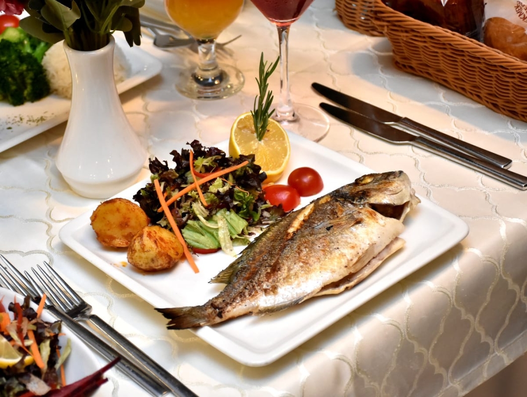 Dinner Cruise in Bosphorus in Istanbul photo 2