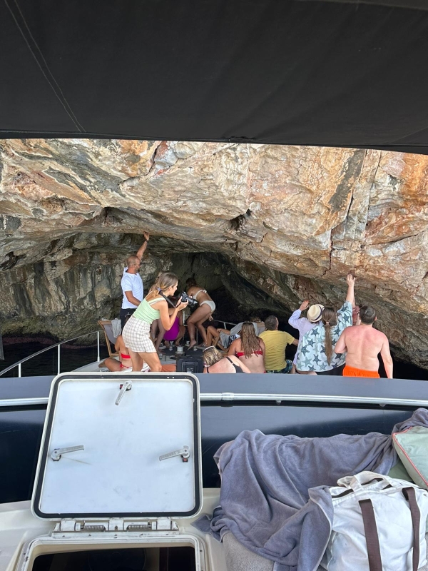 Private Lux Yacht Tour photo 5