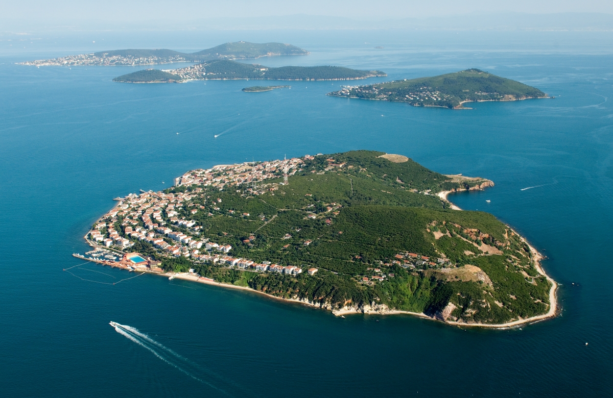 Istanbul in 4 Days: History, Culture & Island Escape (Istanbul City Sightseeing Packages) photo 7