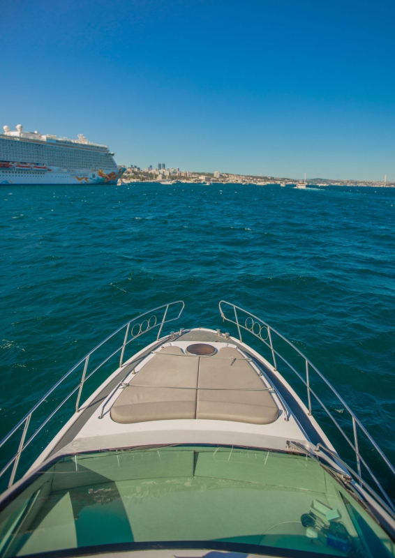 Istanbul Private Luxury Yacht on Bosphorus 14 mt 46feet photo 6