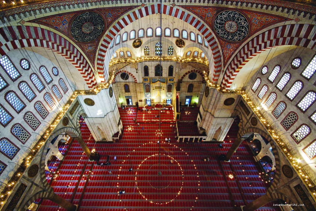 Synagogue with Mosque and Church Walking Tour in Istanbul photo 2