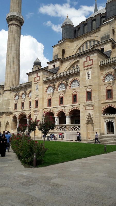 Synagogue with Mosque and Church Walking Tour in Istanbul photo 3
