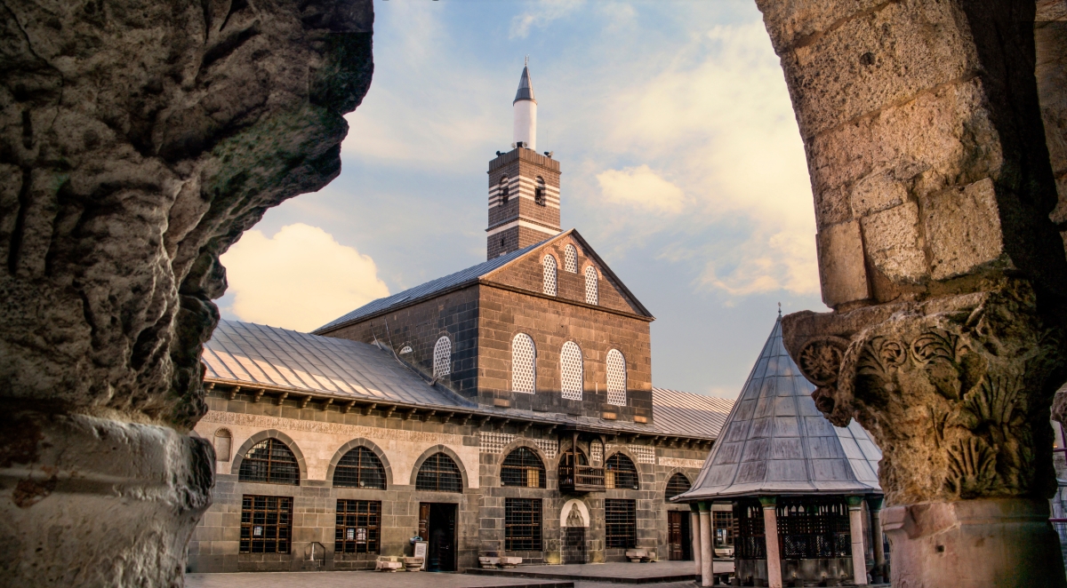 Mesopotamia Explorer 5 Day Tour of Diyarbakır, Mardin, Mount Nemrut, Urfa & Gaziantep photo 2