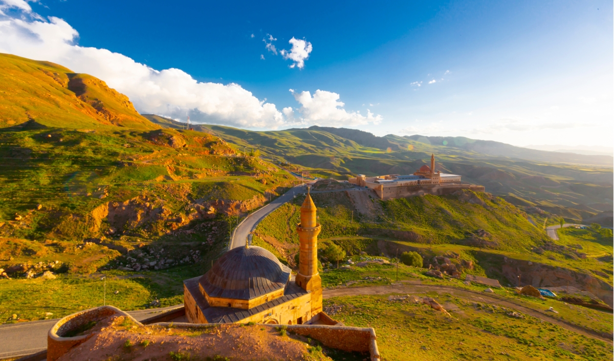 Eastern Turkey & Black Sea Highlights: 7-Day Trabzon, Ayder, Kars, Dogubeyazıt & Van Tour photo 7