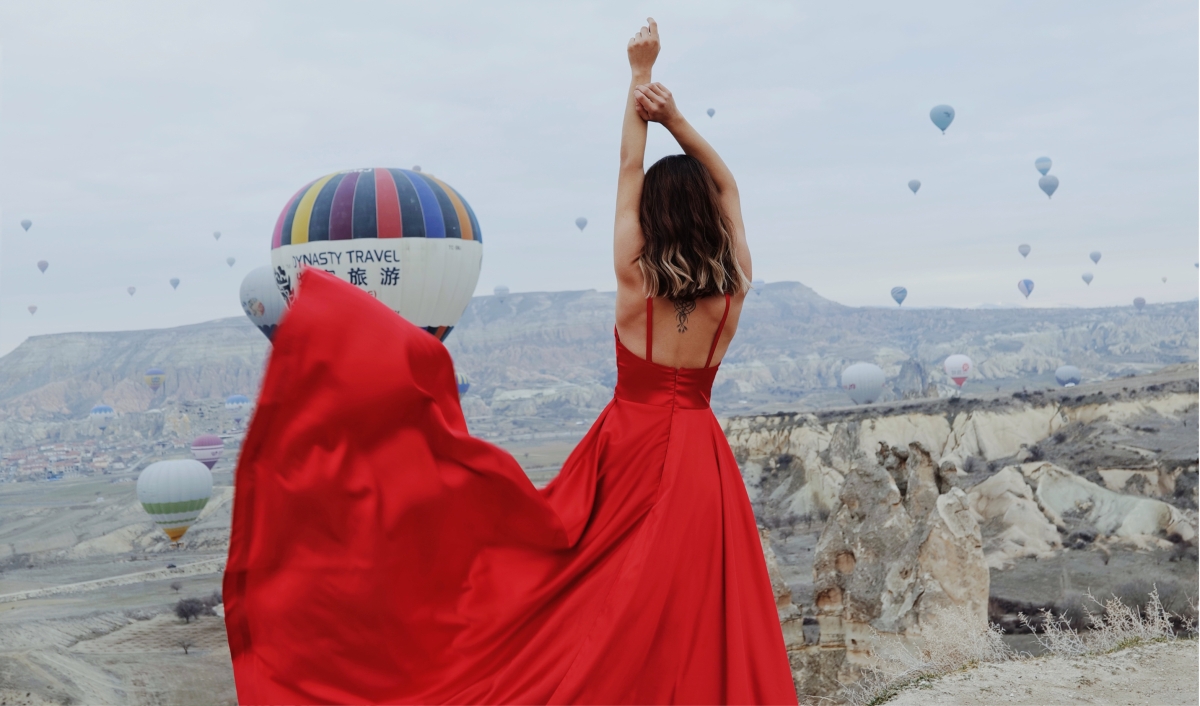 Cappadocia Photoshoot Tour with Classic Car Experience photo 4