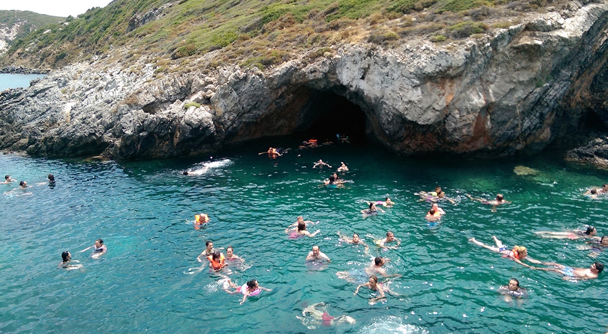 Discover Cesme: Islands & Crystal Bays Boat Trip + BBQ Feast photo 4