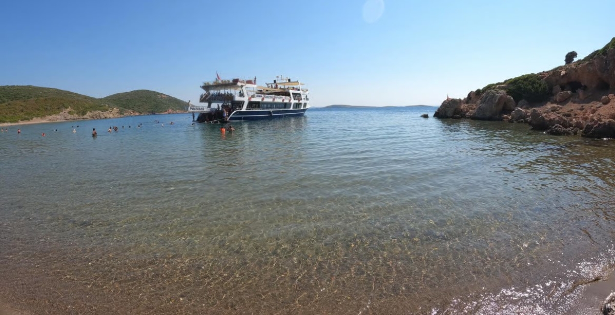 Discover Cesme: Islands & Crystal Bays Boat Trip + BBQ Feast photo 7