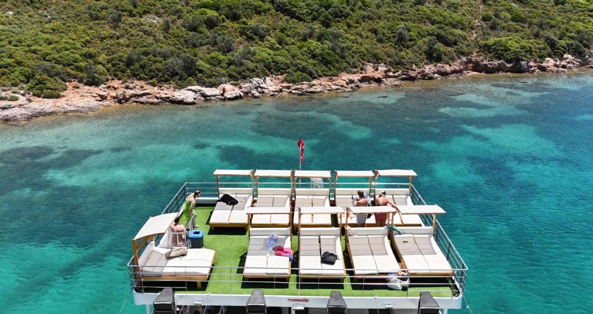 Discover Cesme: Islands & Crystal Bays Boat Trip + BBQ Feast photo 8