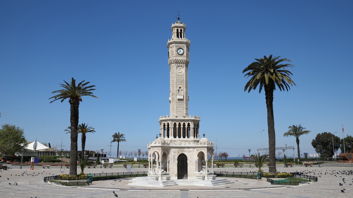 Cesme, Alacati & Izmir Private Tour with Wine Tasting & Turkish Lunch photo 9