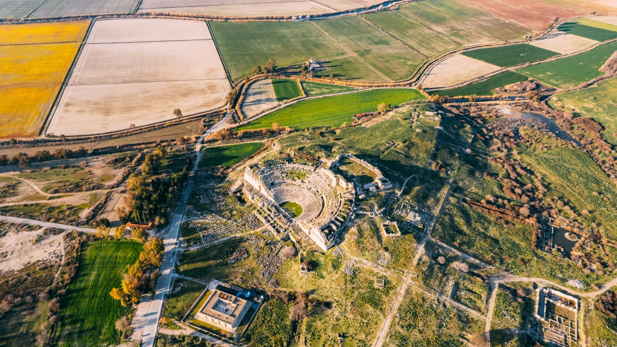 Daily Priene Miletus Didyma Tour from Cesme photo 3