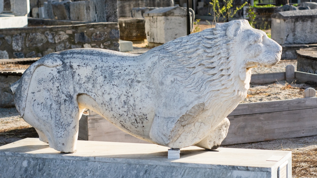 Daily Priene Miletus Didyma Tour from Cesme photo 9