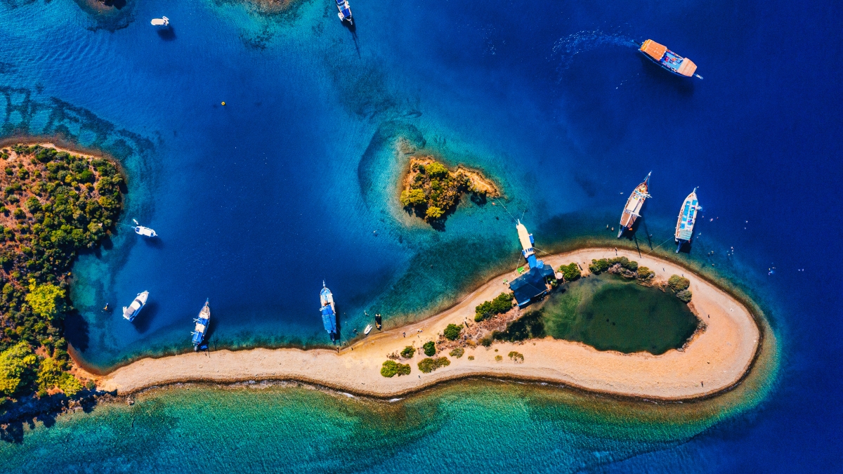 12 Islands Sailing Tour from Dalyan – Luxury Gulet Cruise in Göcek Bay photo 8