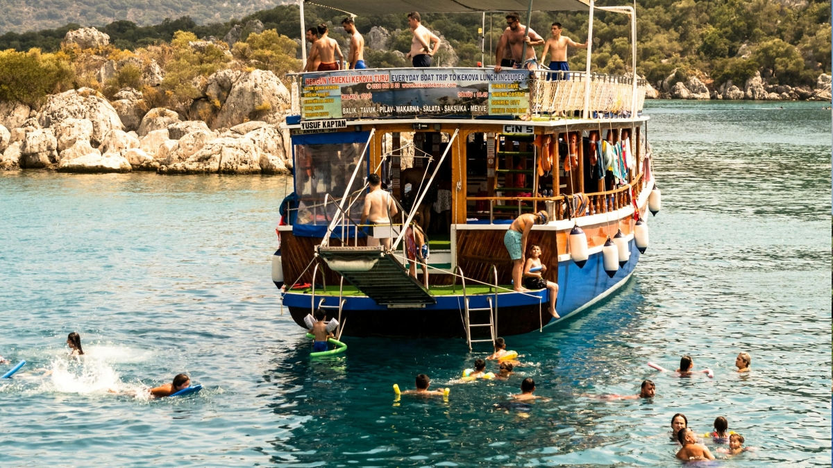 Dalyan Moonlight Lake Cruise – Sunset, BBQ & Starry Night Swim photo 4
