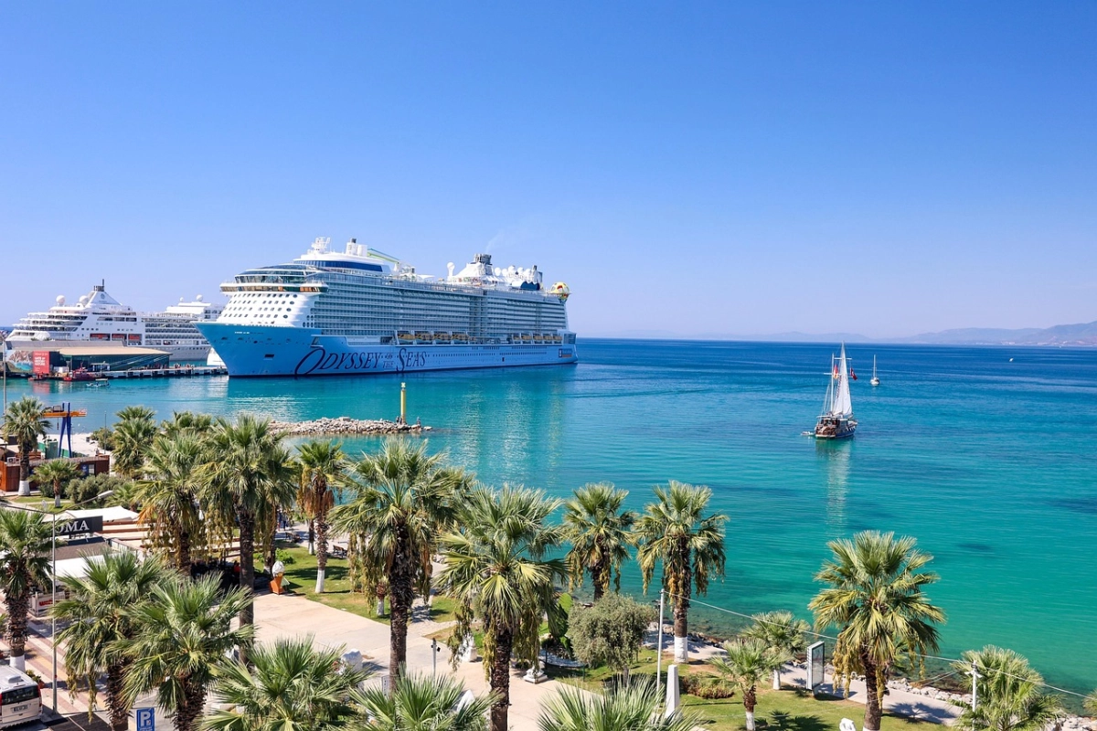 Istanbul Kusadasi Ephesus Pamukkale & Cappadocia Tour