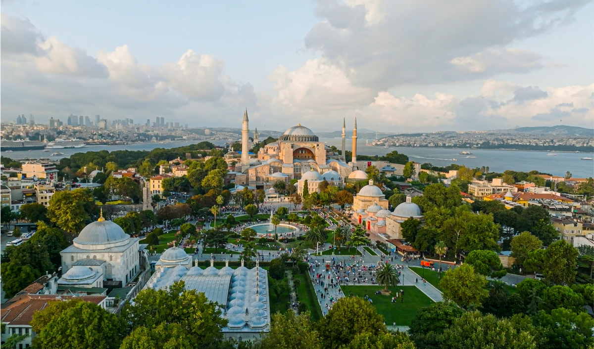 4 Day Istanbul Study Trip Itinerary: Explore History, Culture & Academic Heritage photo 1