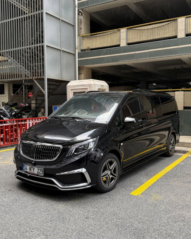 Private Airport transfer in Istanbul with VIP Van