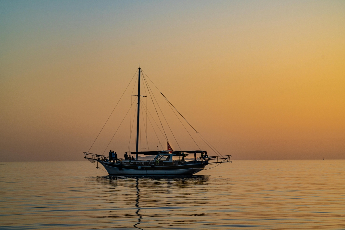 10 Day Turkey Highlights & Blue Cruise Tour – Istanbul, Cappadocia, Ephesus & Fethiye Gulet Adventure photo 1