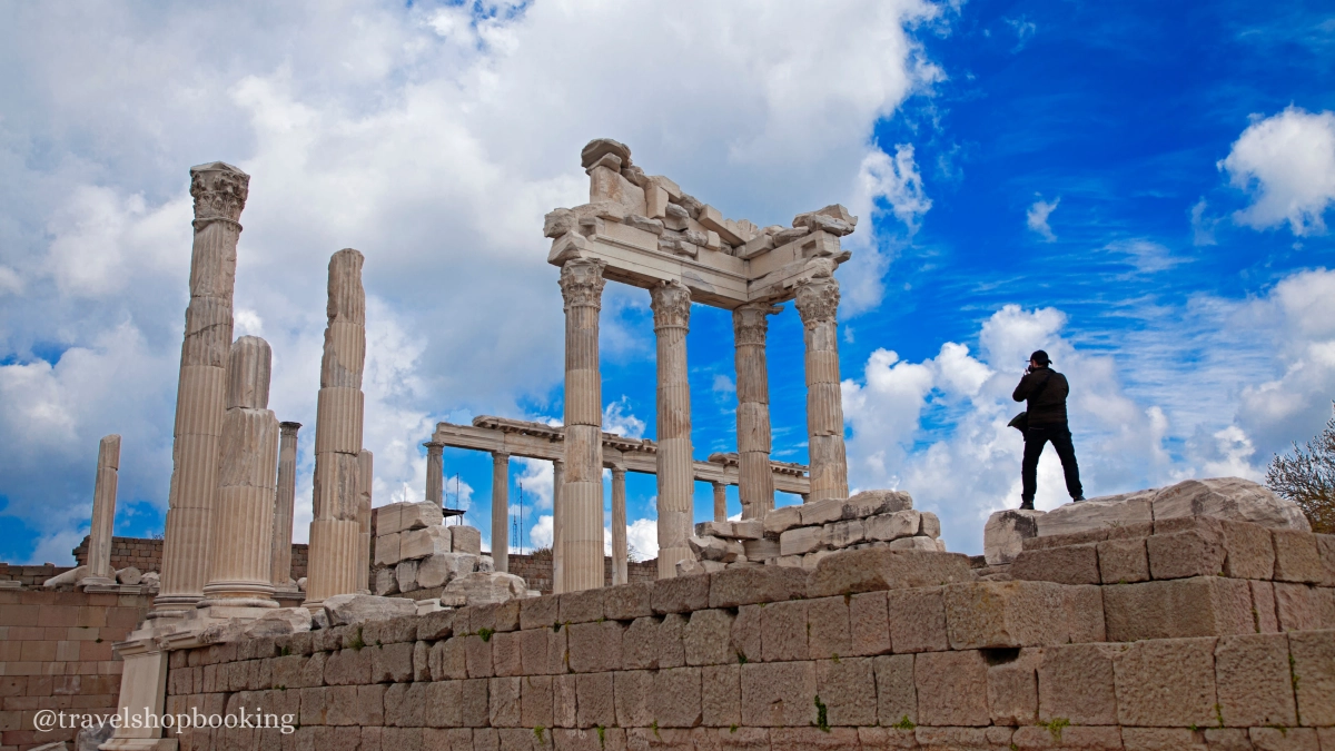Daily Pergamon Tour from Izmir – Explore Ancient Acropolis, Library & Zeus Altar
