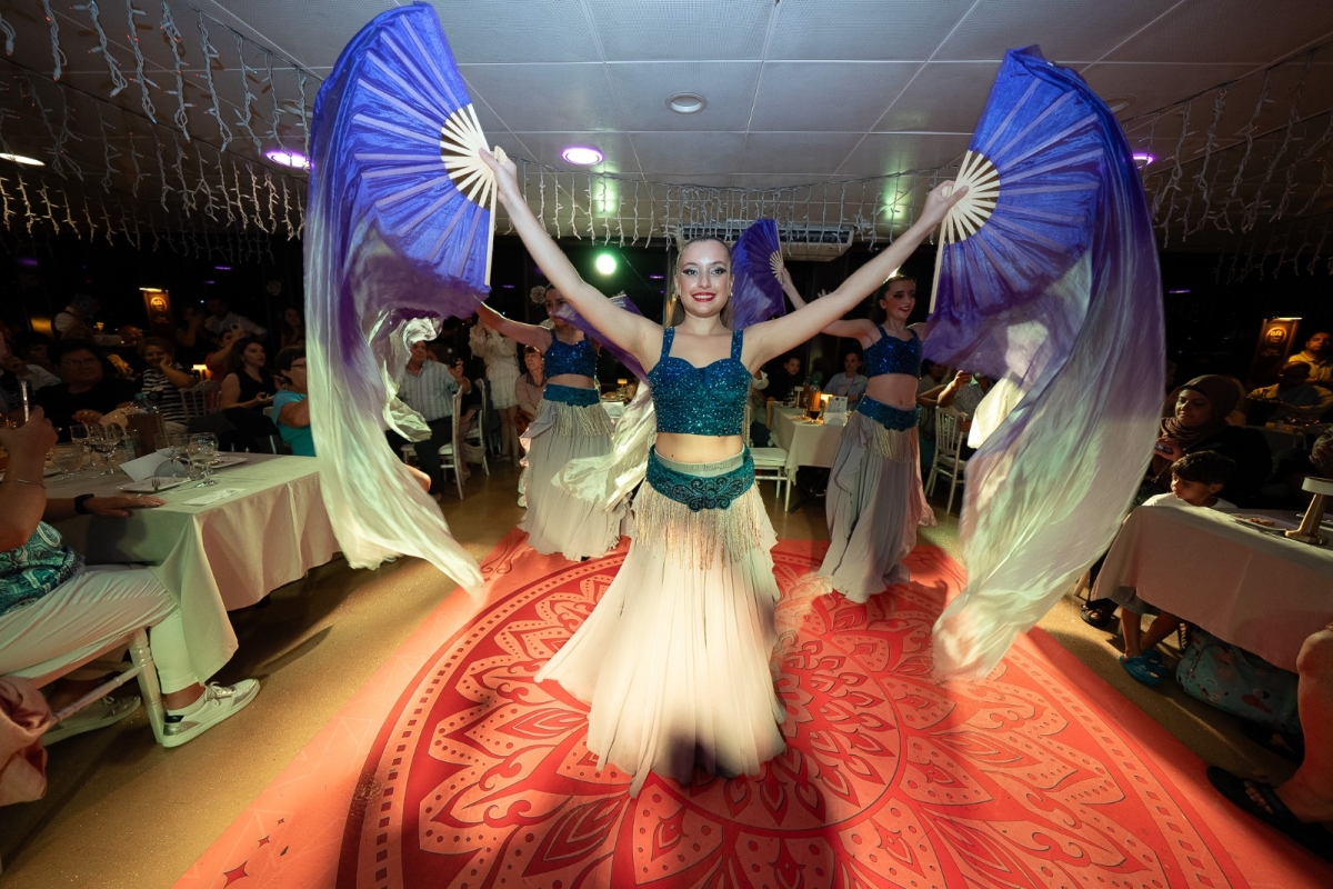 2027 New Year's Eve Istanbul Dinner Cruise photo 5