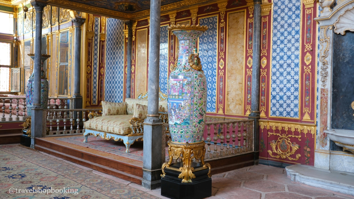 Daily Topkapi Palace Museum Walking Tour in Istanbul – Explore Ottoman History & Culture photo 5