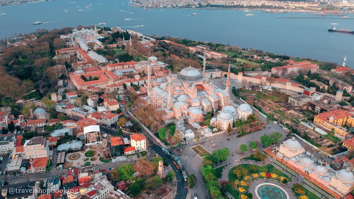 Private Daily Istanbul City Tour from Selcuk by Flight photo 2