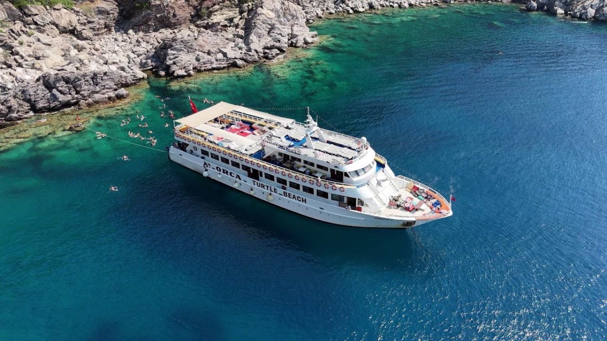 Daily Marmaris All Inclusive Boat Cruise photo 3