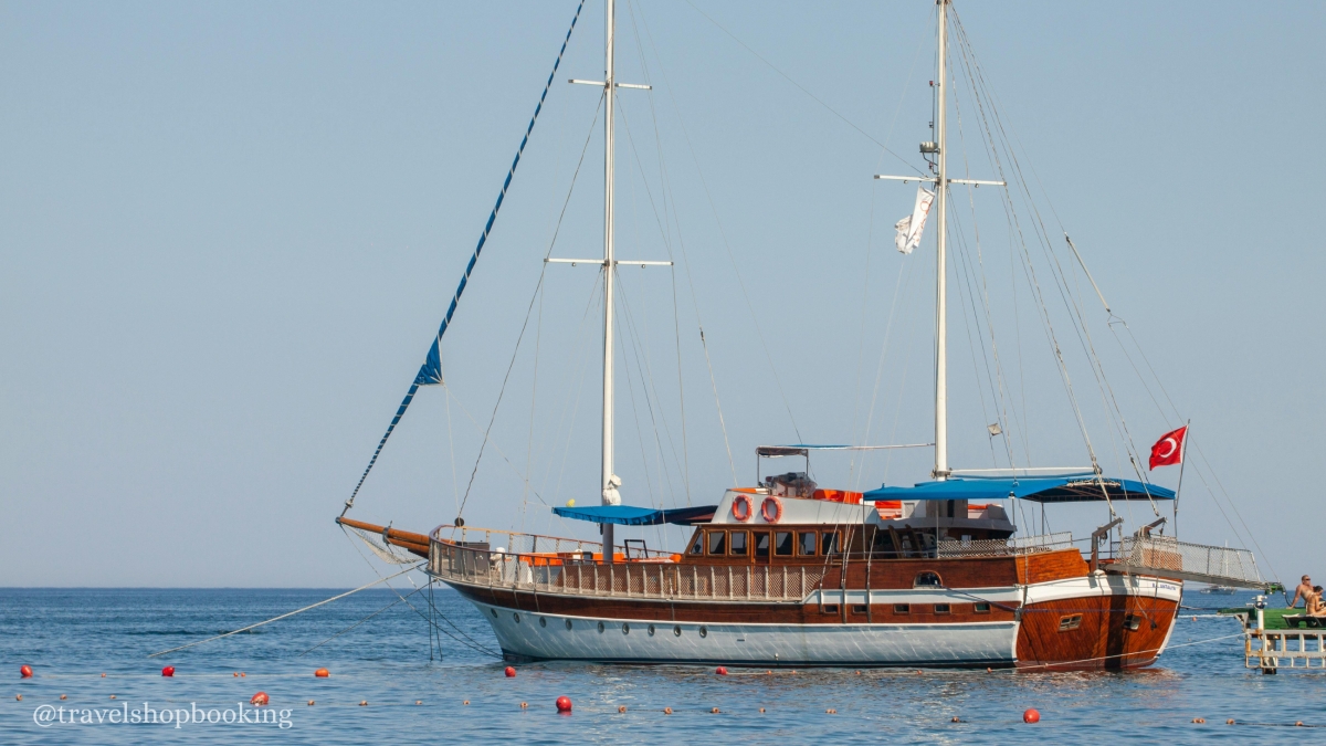 Bodrum All Inclusive Pirate Boat Tour photo 1