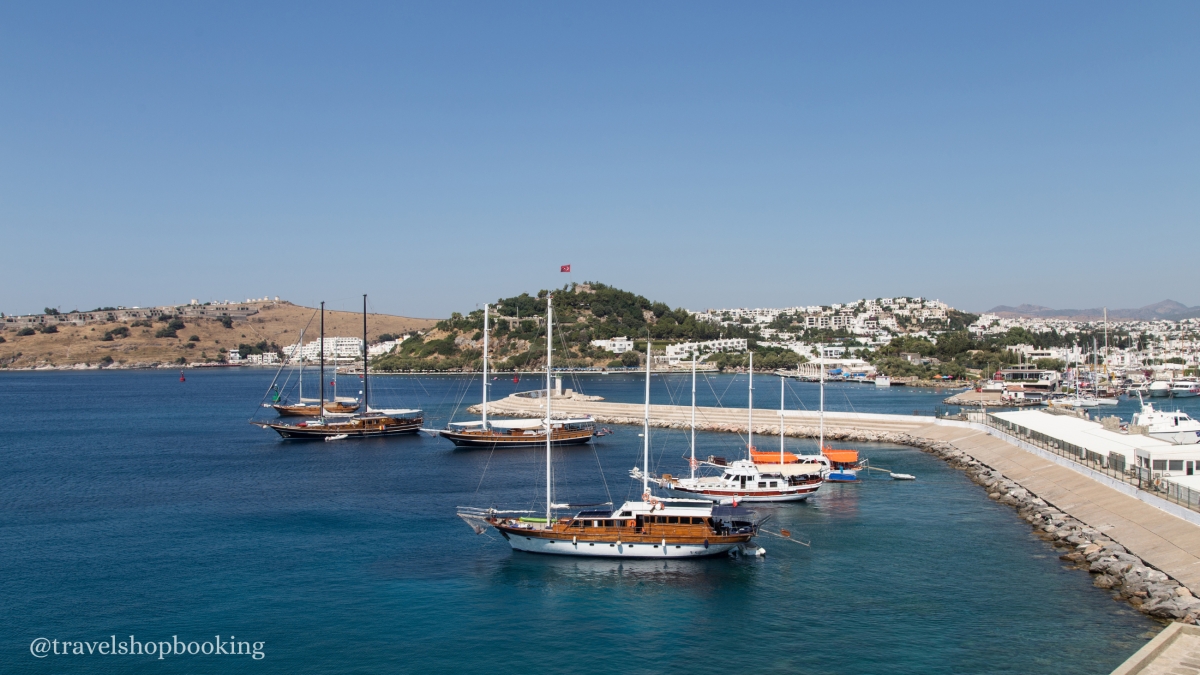 Bodrum All Inclusive Pirate Boat Tour photo 2