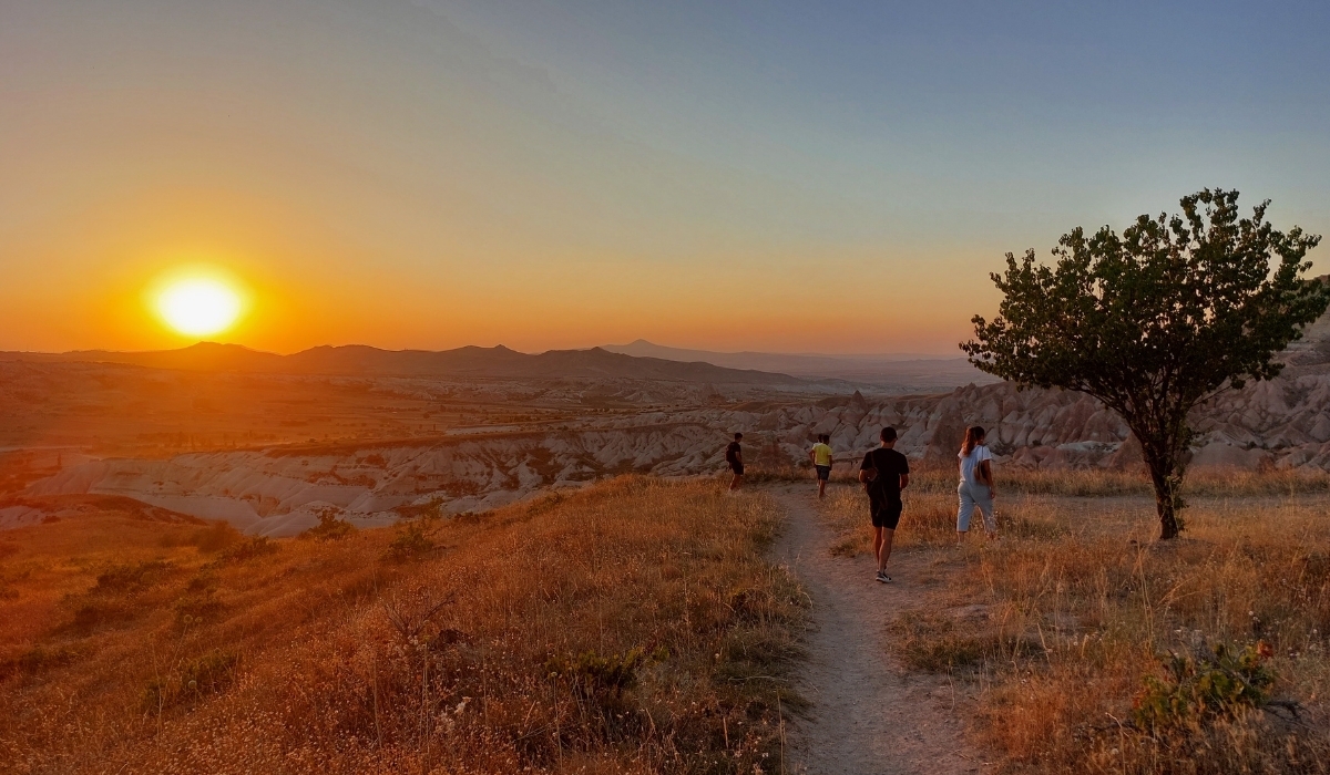 Rose Valley Tour – Sunset Hike in Cappadocia photo 1