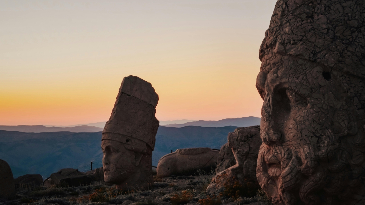 3 Day Private Mount Nemrut, Göbeklitepe & Karahantepe Tour from Istanbul with Flights & Guide photo 8